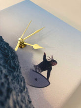 Afbeelding in Gallery-weergave laden, Surfblend | Wall Clock | Surf spray
